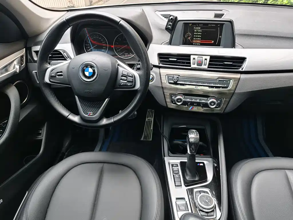 BMW X1 — миниатюра 11
