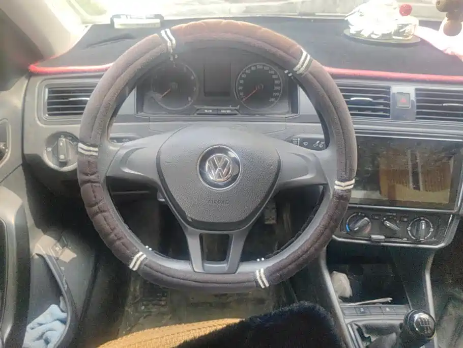 Volkswagen Santana — миниатюра 15