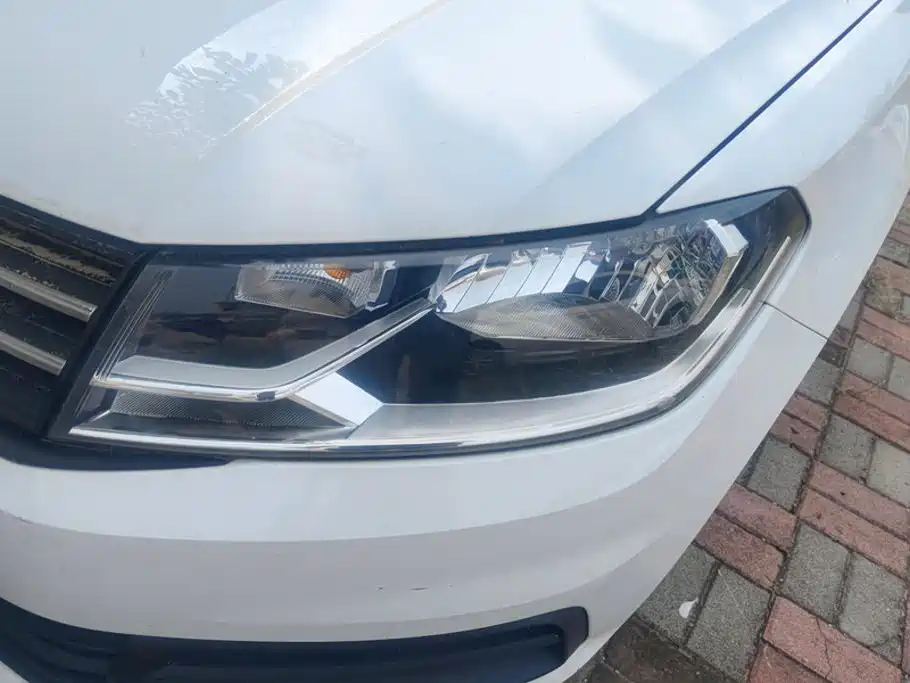 Volkswagen Santana — миниатюра 5