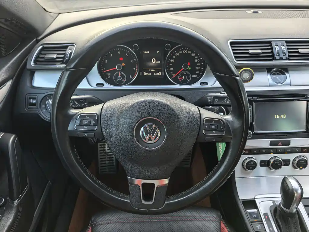 Volkswagen CC — миниатюра 11