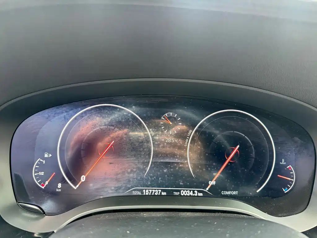 BMW 5 Series — миниатюра 5