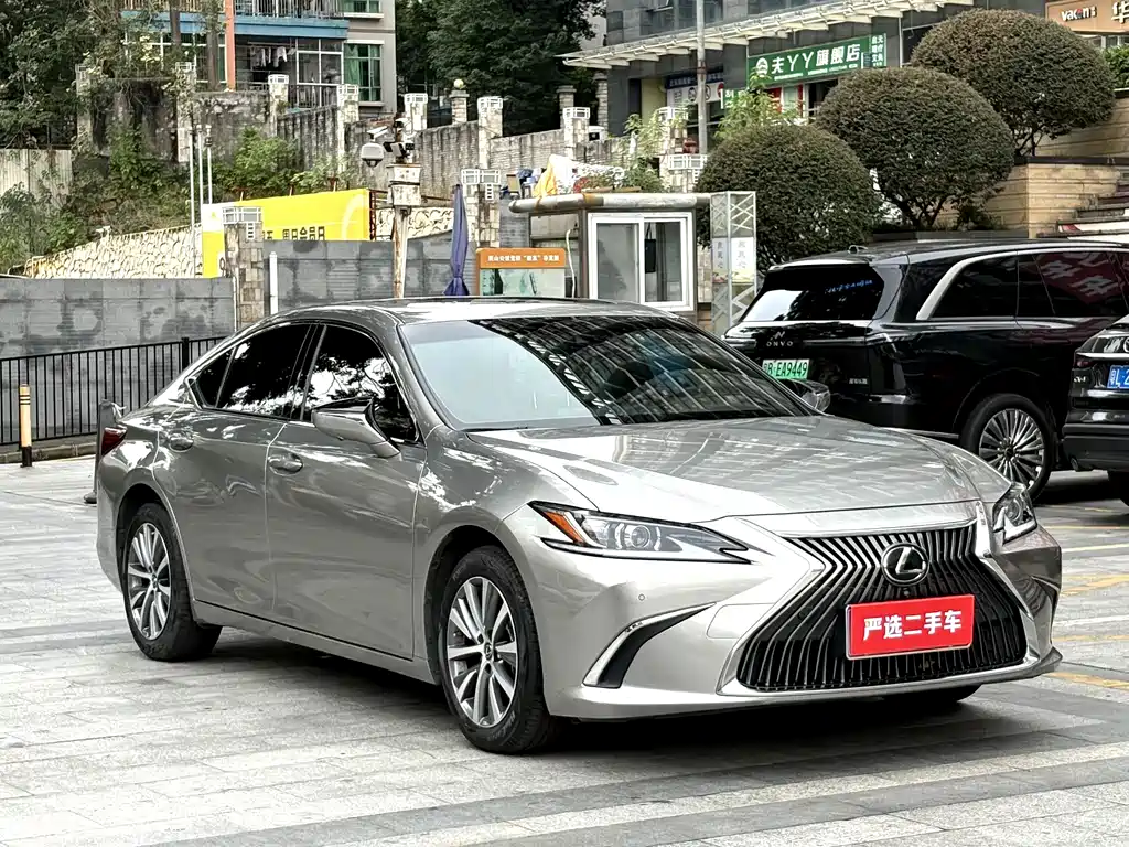 Lexus ES — миниатюра 3