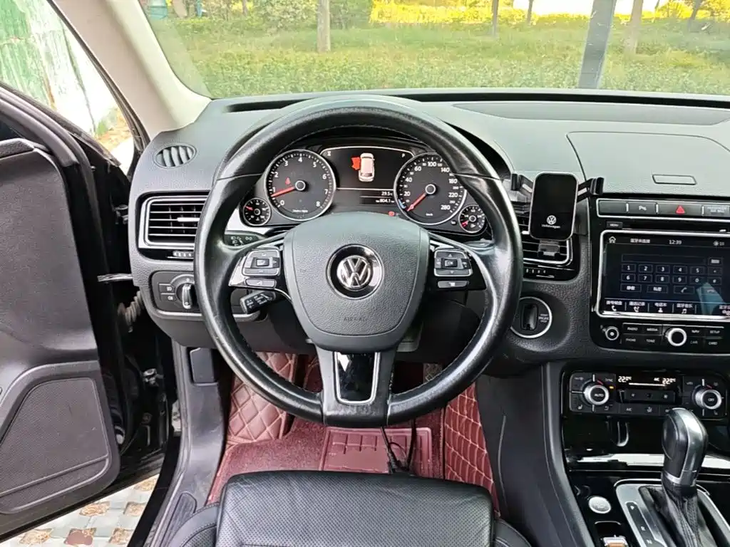 Volkswagen Touareg — миниатюра 11