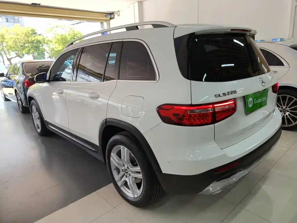 Mercedes-Benz GLB — миниатюра 5