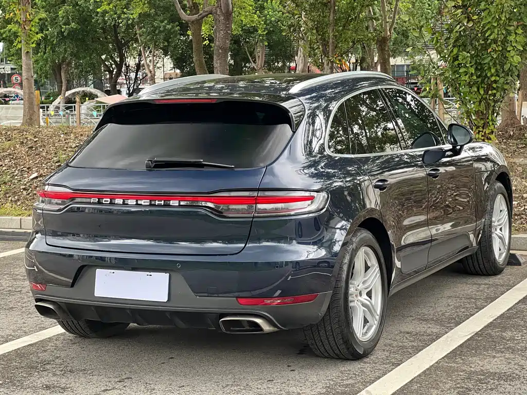 Porsche Macan — миниатюра 6