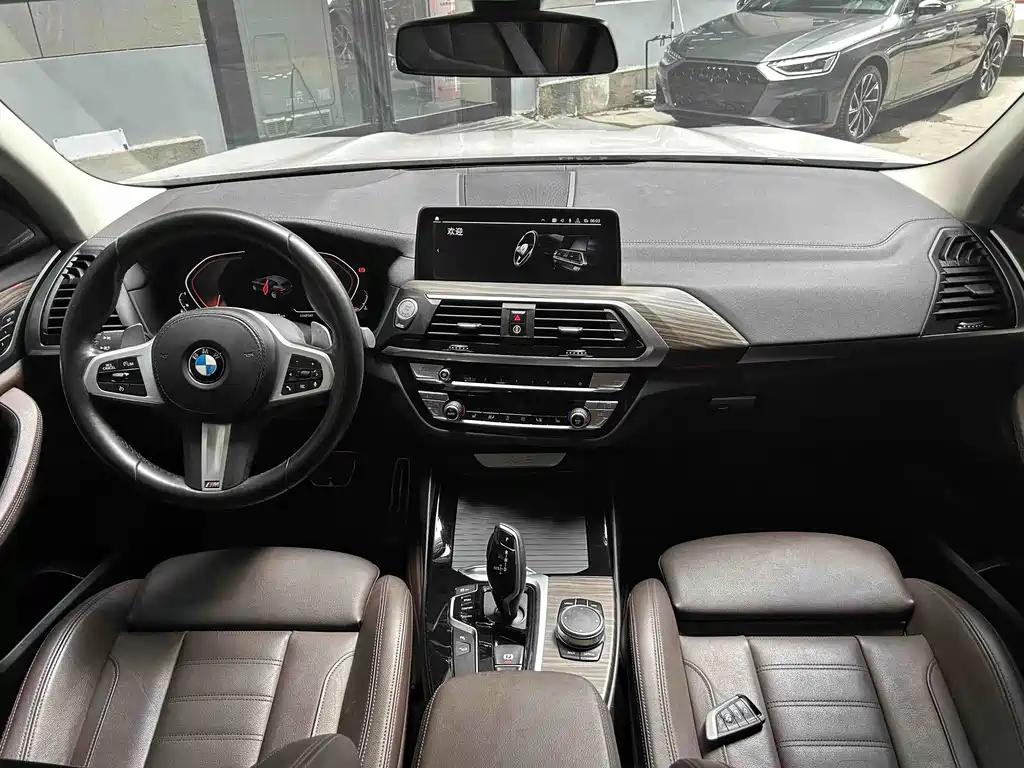 BMW X3 — миниатюра 15