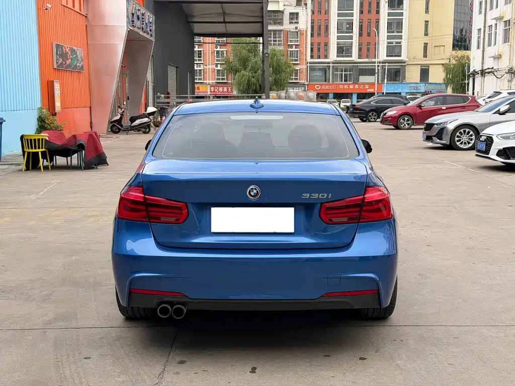 BMW 3 Series — миниатюра 4