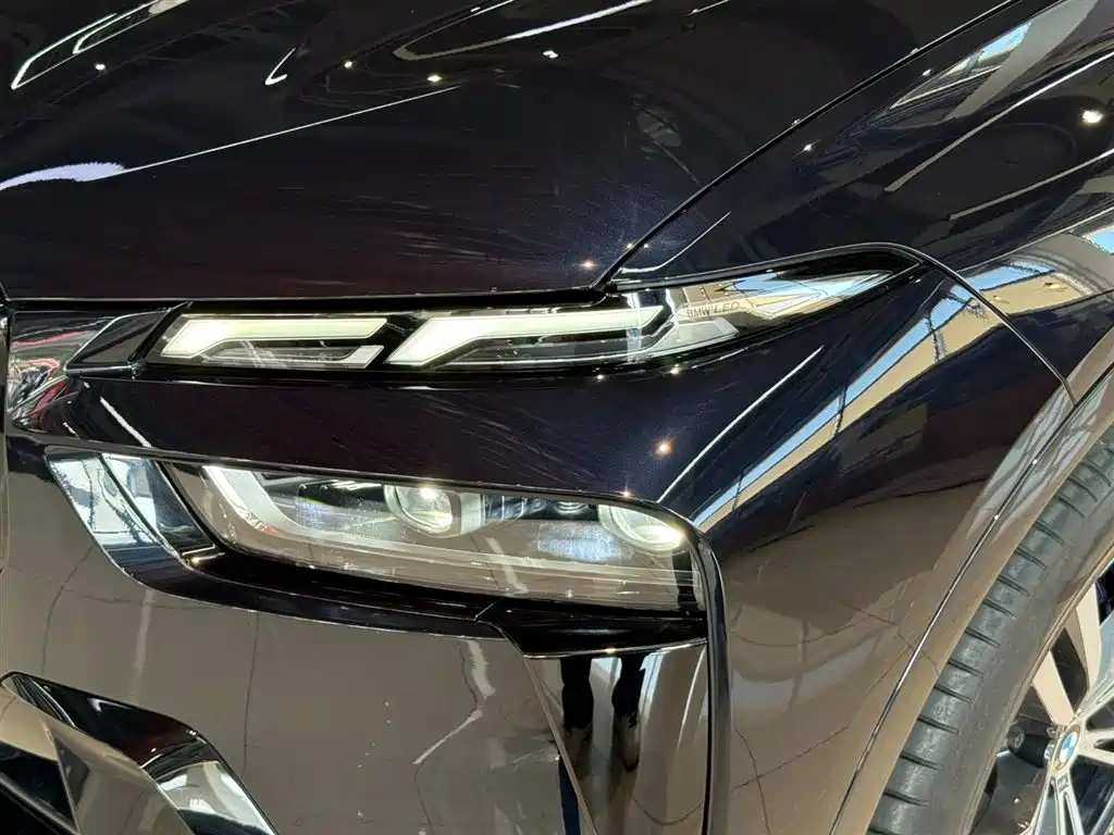 BMW X7 2023 xDrive40i Premium M Sport