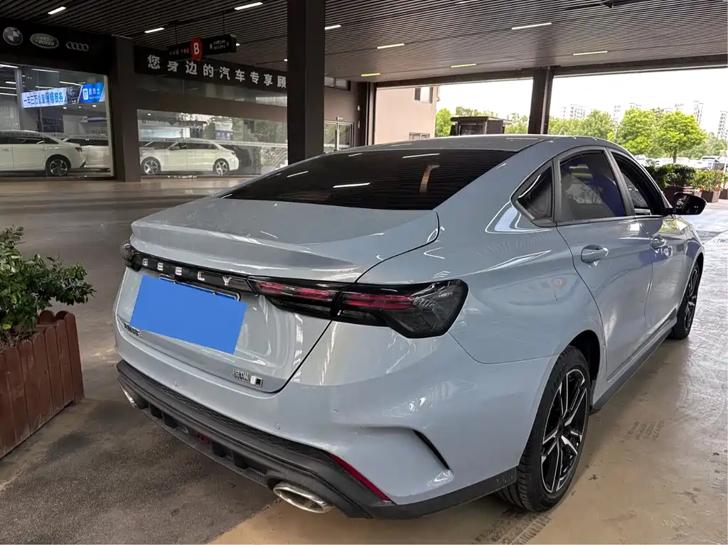 Geely Binrui — миниатюра 11
