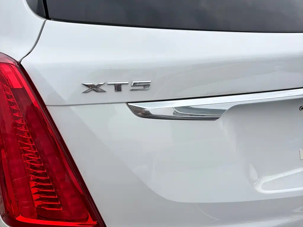 Cadillac XT5 — миниатюра 18