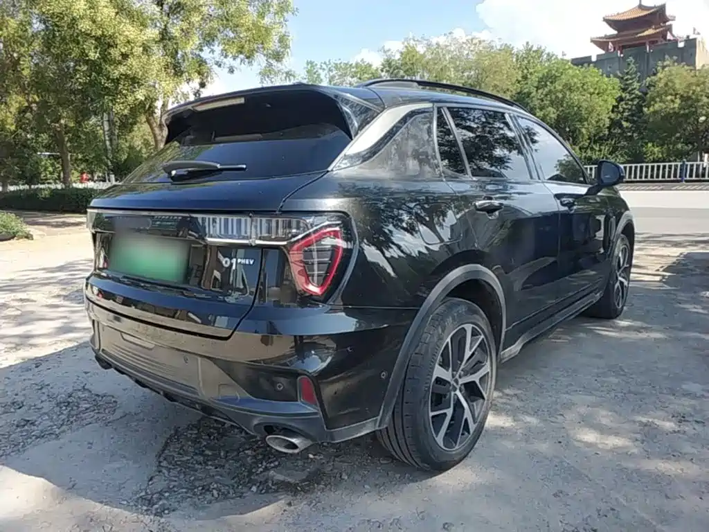 Lynk & Co 01 EM-P — миниатюра 7