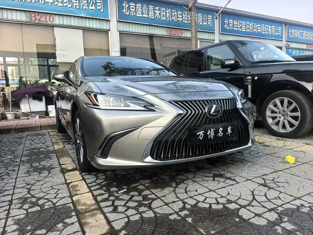 Lexus ES — миниатюра 3
