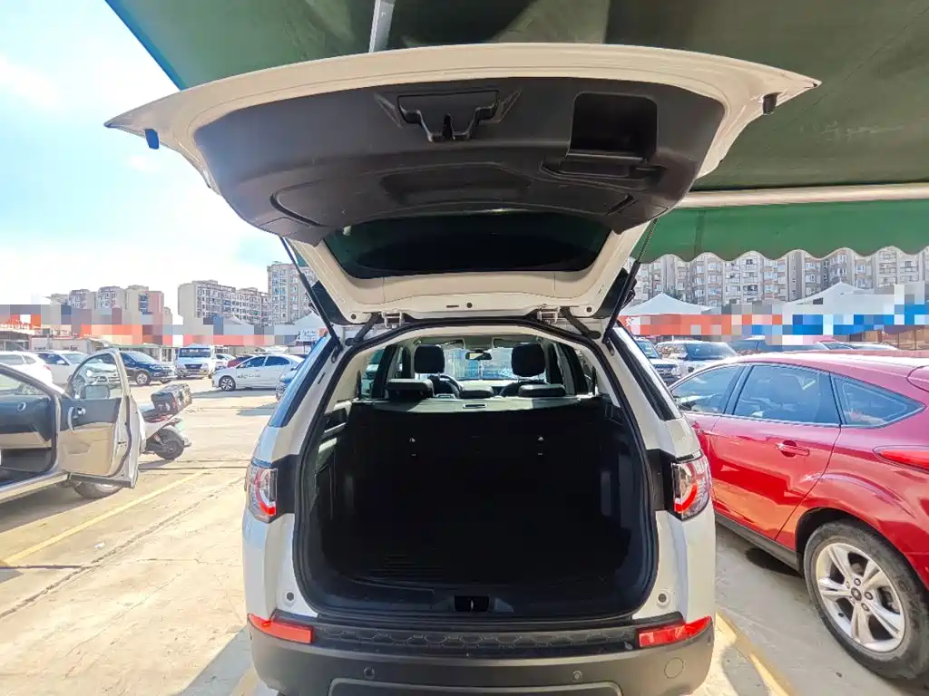Land Rover Discovery Sport — миниатюра 19