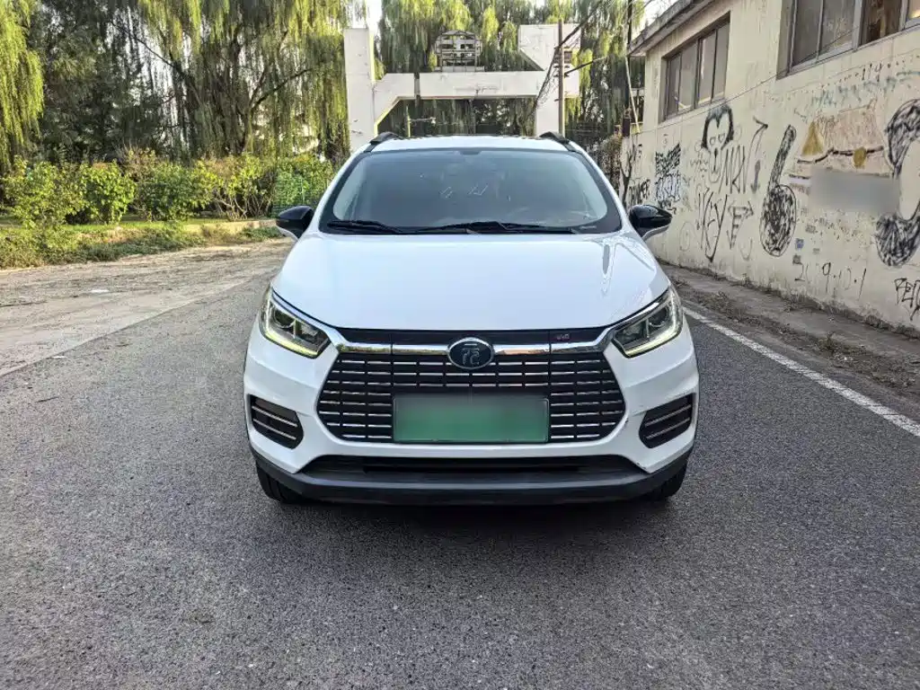 BYD Yuan EV — миниатюра 3