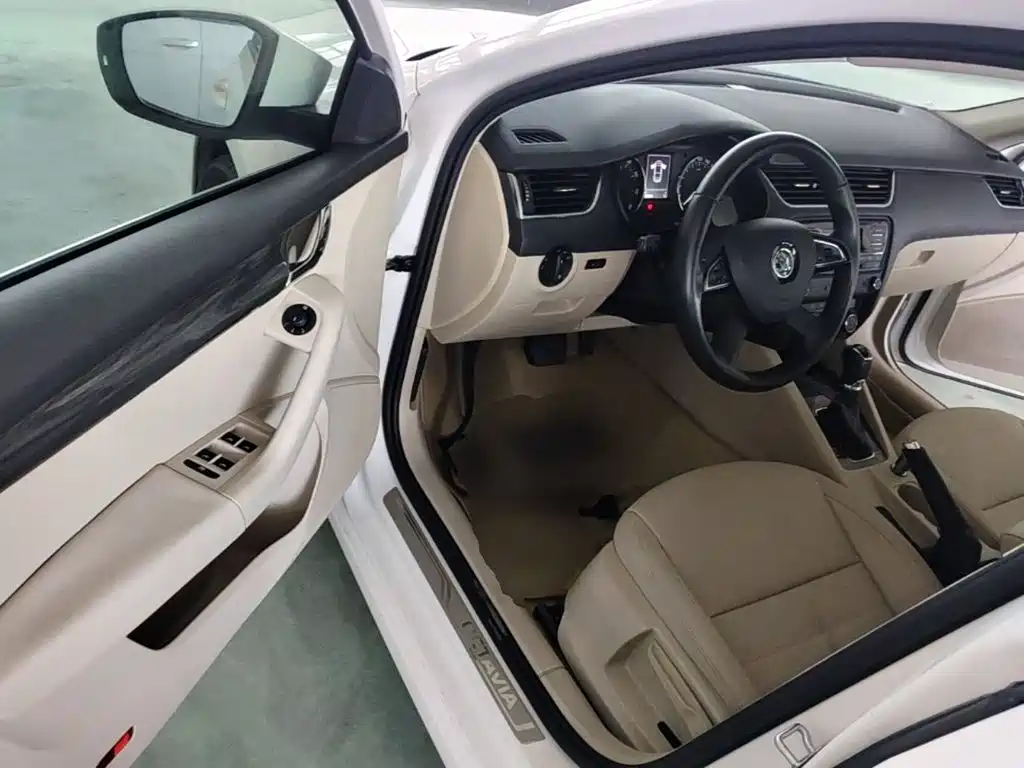 Skoda Octavia — миниатюра 16