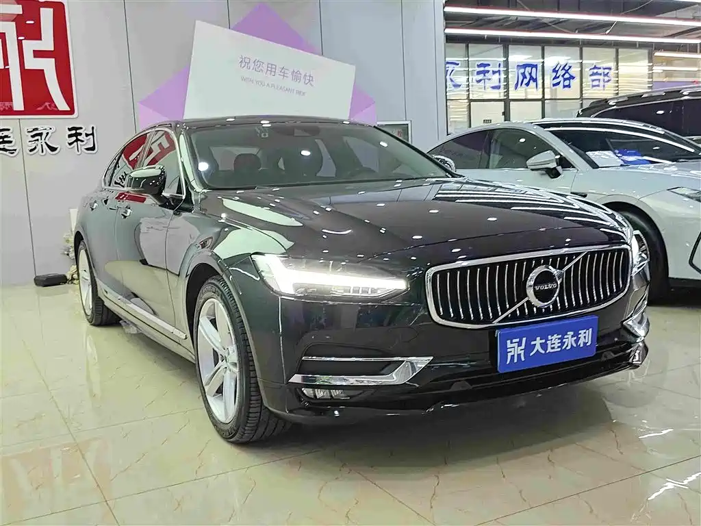 Volvo S90 2019 T5