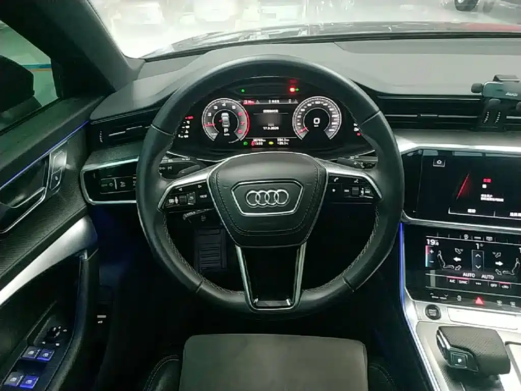 Audi A6L — миниатюра 11