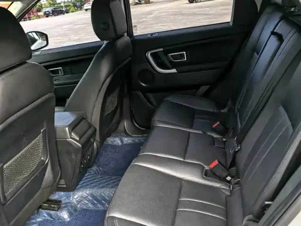 Land Rover Discovery Sport — миниатюра 6