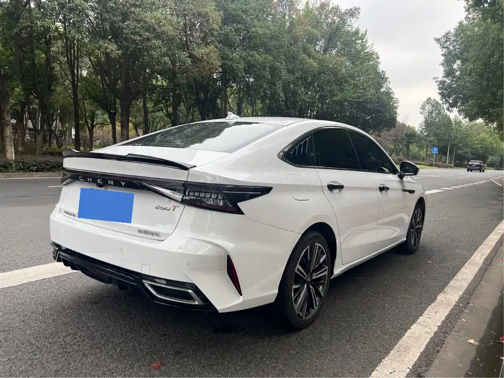 Chery Arrizo 8 — миниатюра 4