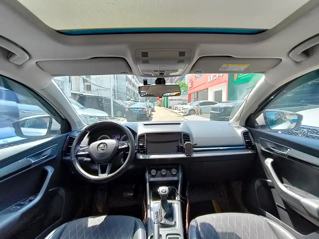 Skoda Karoq — миниатюра 3