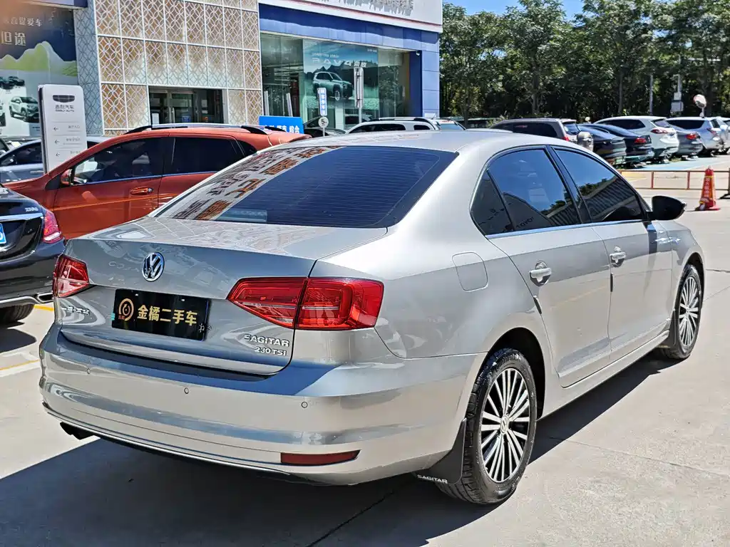 Volkswagen Sagitar — миниатюра 3