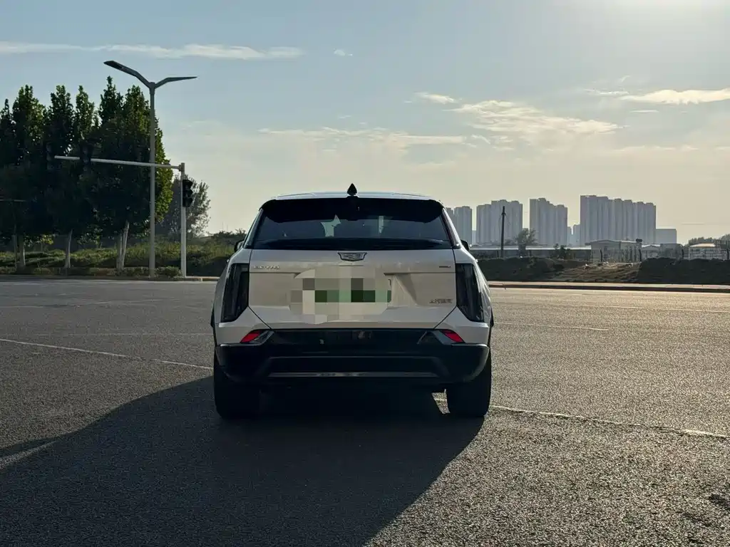 Cadillac IQ — миниатюра 5