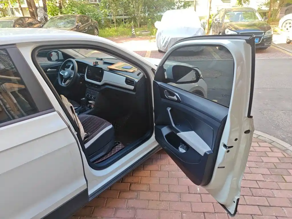 Volkswagen Tharu — миниатюра 18