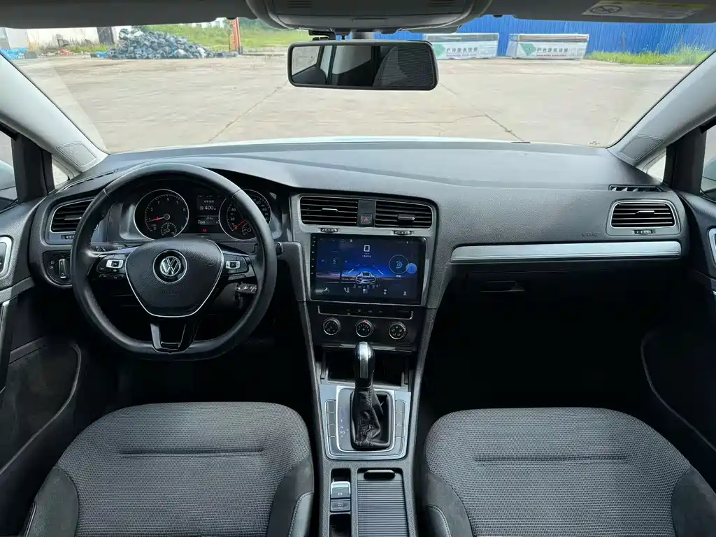 Volkswagen Golf — миниатюра 9