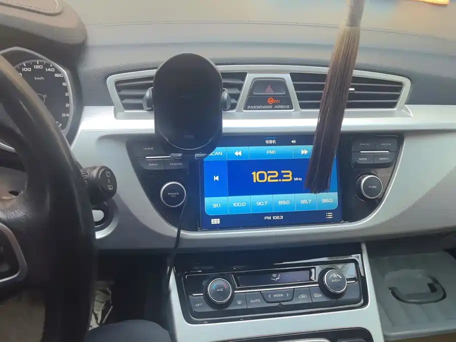 Geely Boyue — миниатюра 13