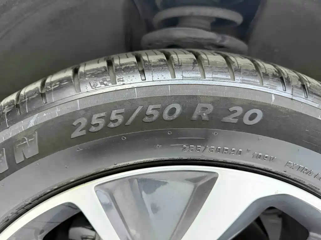 Li Auto ONE 2021 6 мест