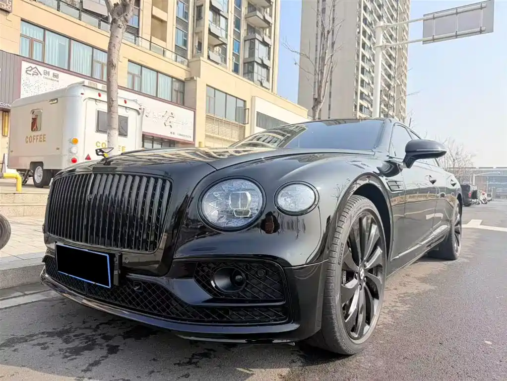 Bentley Flying Spur PHEV 2023