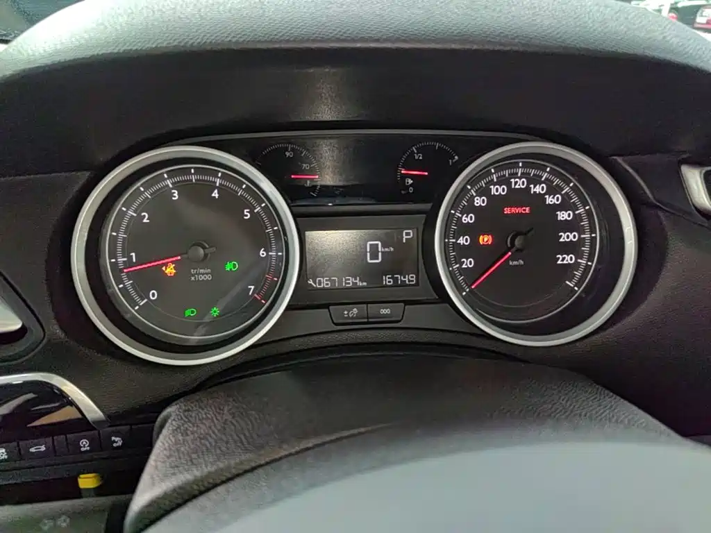 Peugeot 408 — миниатюра 12