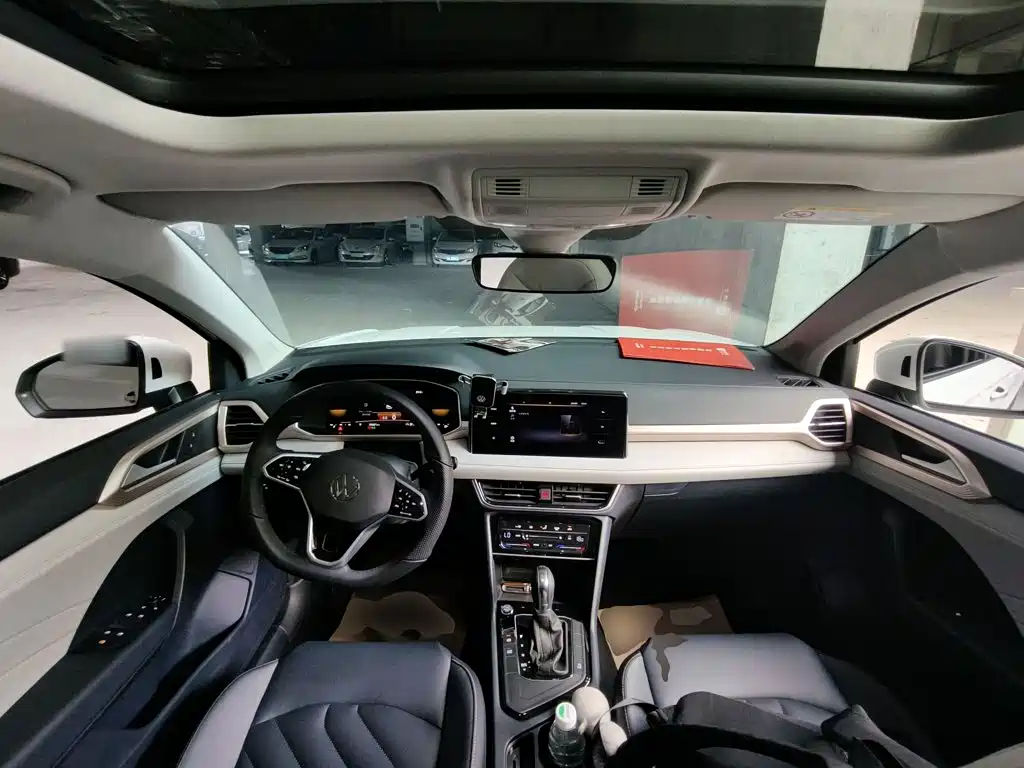 Volkswagen Tharu — миниатюра 10