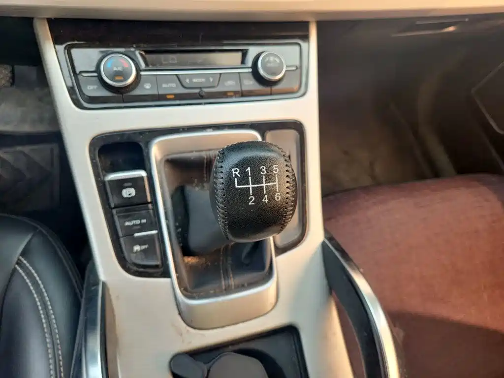 Geely Boyue — миниатюра 15