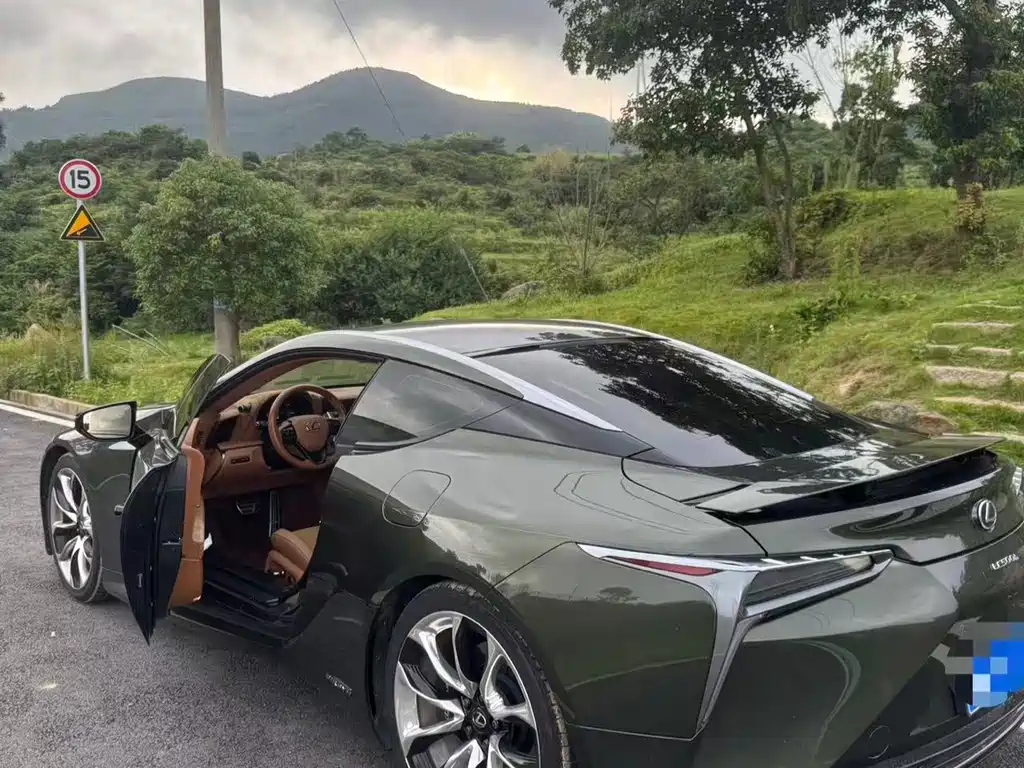Lexus LC — миниатюра 4