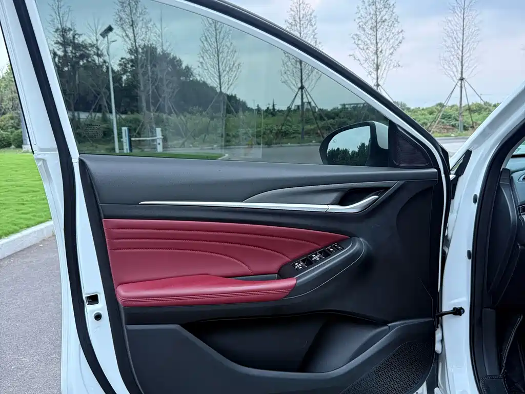 Changan Eado — миниатюра 7