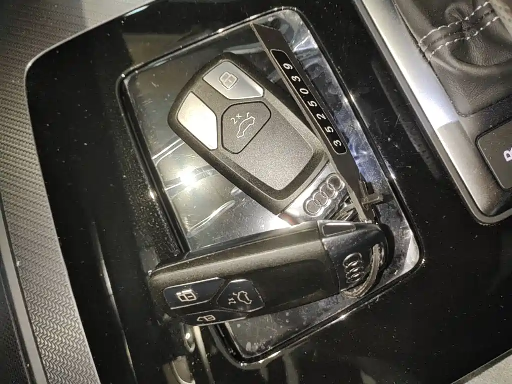 Audi Q5L — миниатюра 9