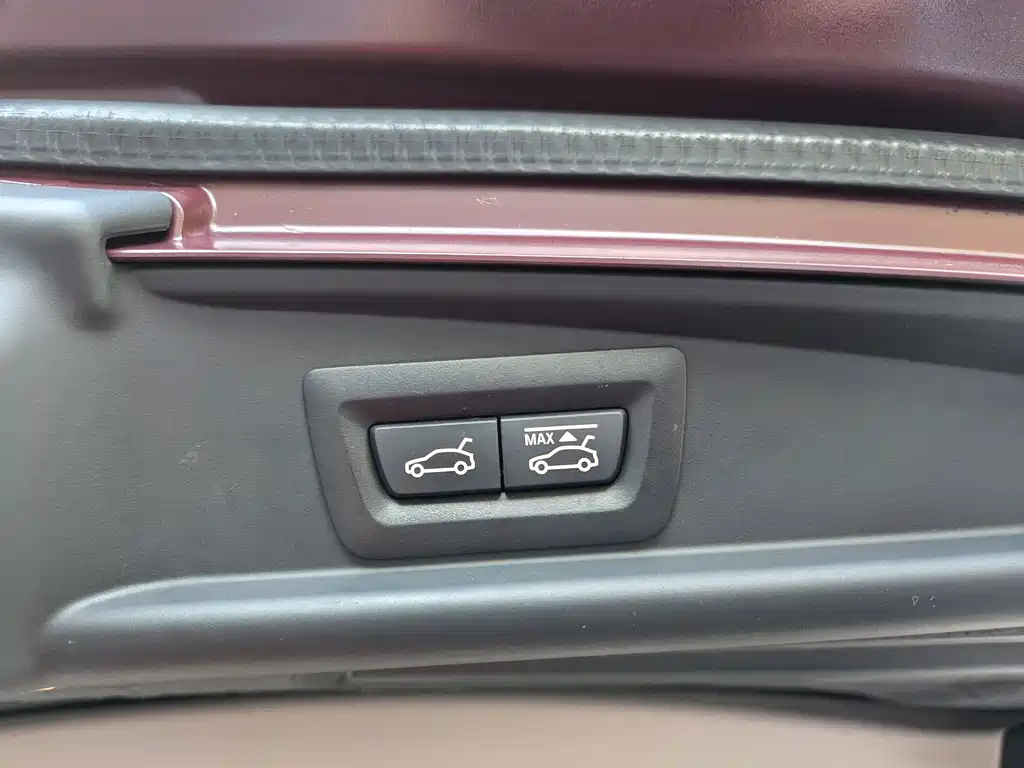 BMW 5 Series GT 528i Luxury Type, фото 14