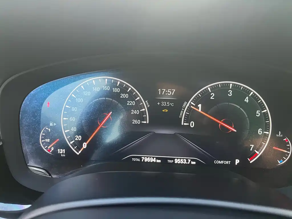 BMW 5 Series — миниатюра 31
