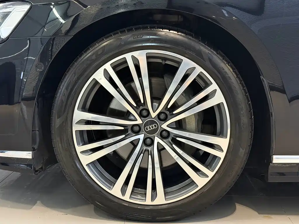 Audi A8 — миниатюра 17