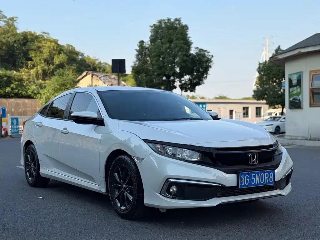 Honda Civic — миниатюра 3