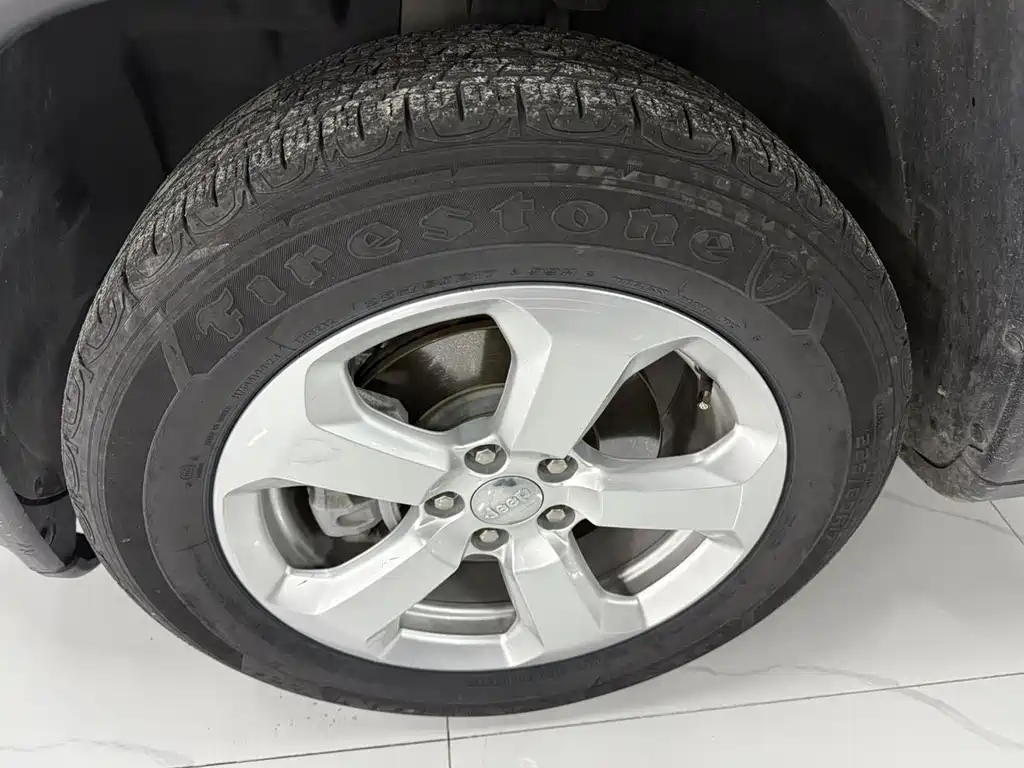 Jeep Compass — миниатюра 19