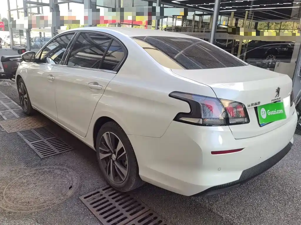 Peugeot 408 — миниатюра 5