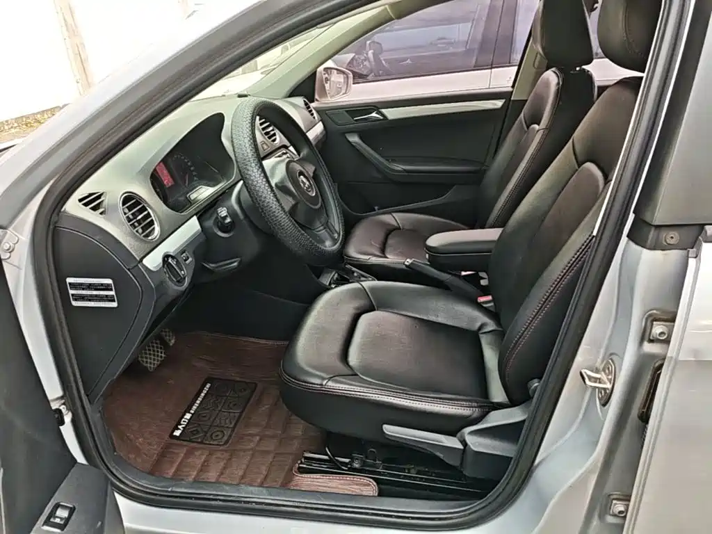 Volkswagen Jetta — миниатюра 15