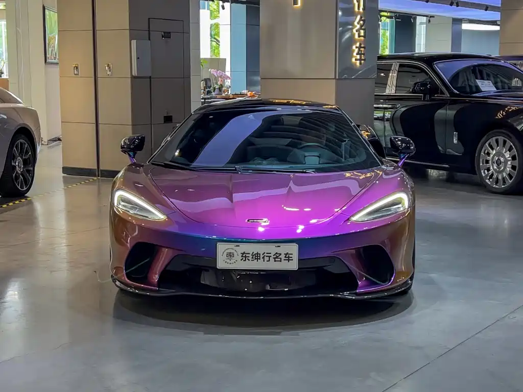 McLaren GT — миниатюра 3