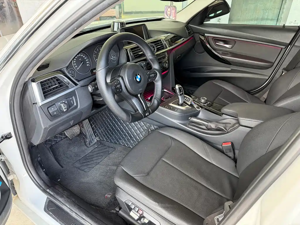 BMW 3 Series — миниатюра 7