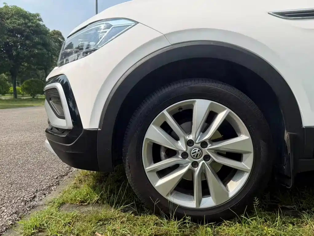 Volkswagen T-Cross — миниатюра 16