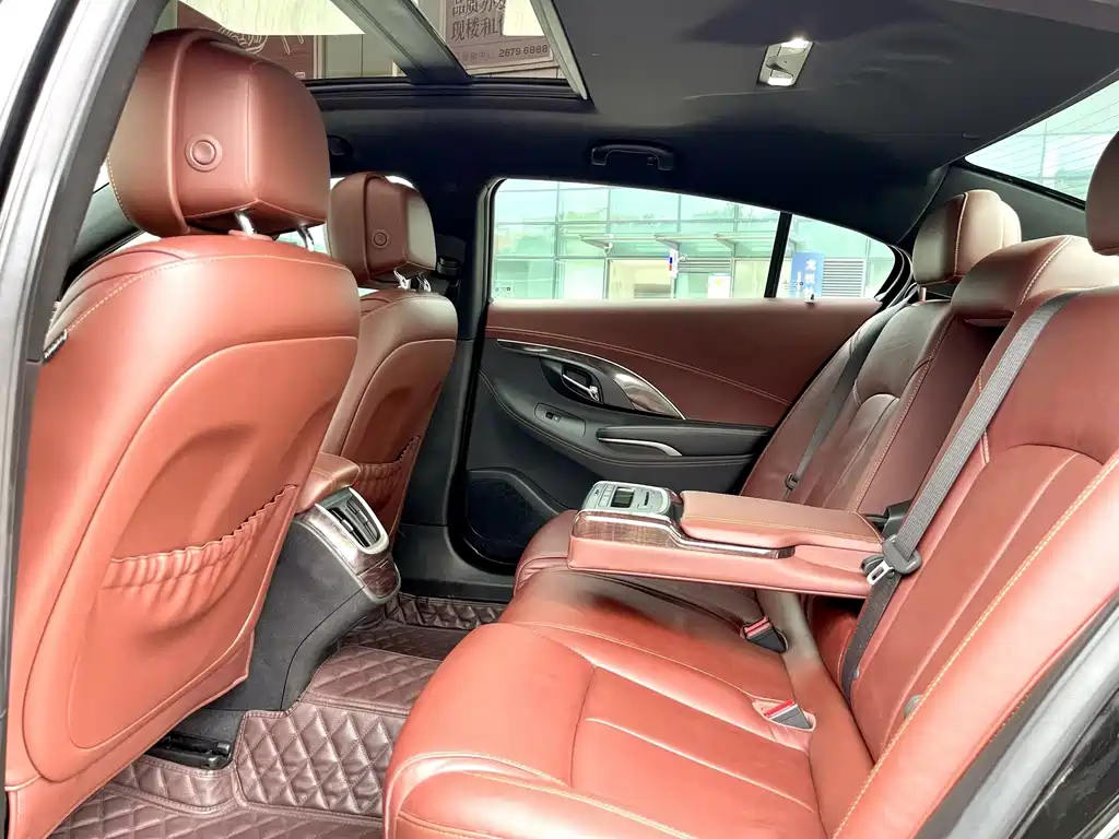Buick LaCrosse — миниатюра 9