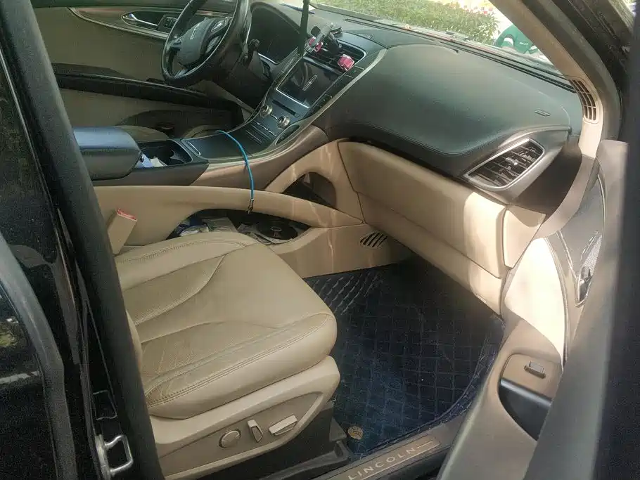 Lincoln MKX — миниатюра 8