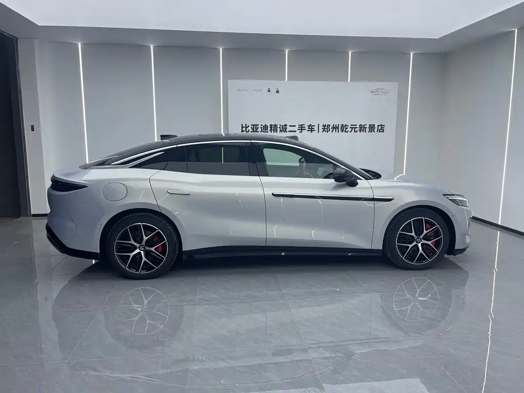 BYD Han L 2025 EV Flagship
